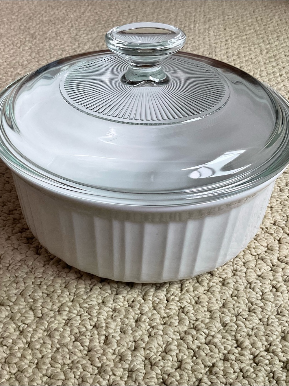 Corning Ware Casserole Dish with Lid 1.4 L